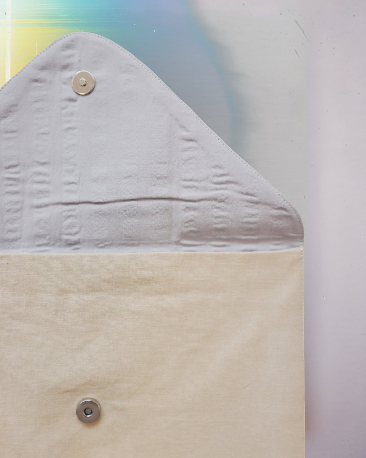 Sage Kiss Envelope Bag