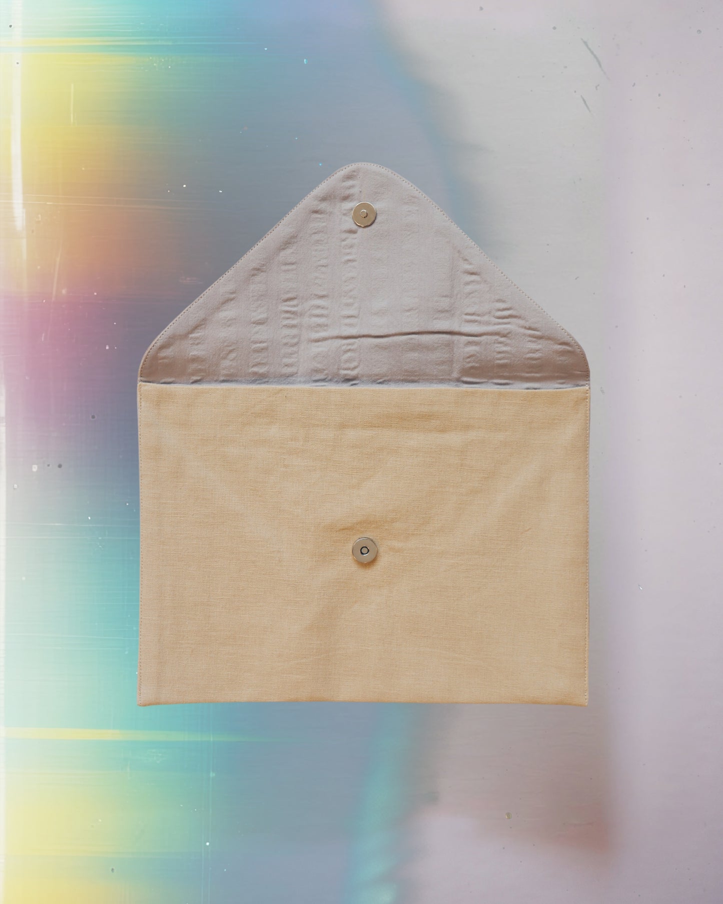 Sage Kiss Envelope Bag